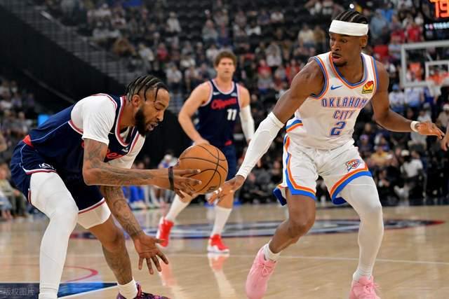 霍姆格伦狂砍24分雷霆大胜快船