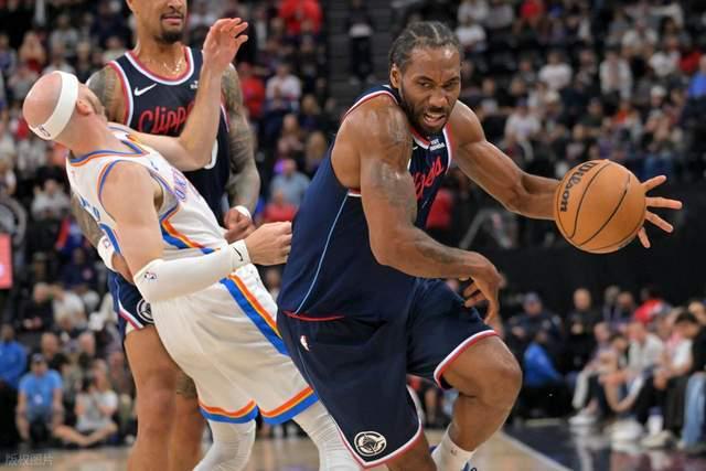 霍姆格伦狂砍24分雷霆大胜快船