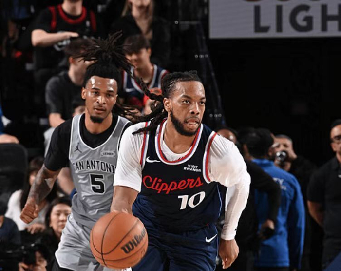 马刺力克快船达成50胜里程碑 阿德文班引领新时